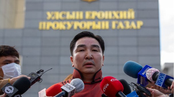 Дуучин Т.Ариунаагийн нөхөр Г.Буяндоржид оноосон ялыг хэвээр үлдээжээ